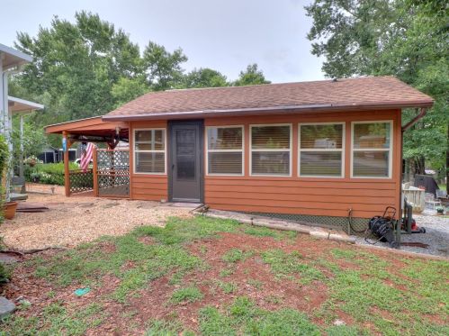 170 Tip Top Cir, Cleveland, GA 30528-2186