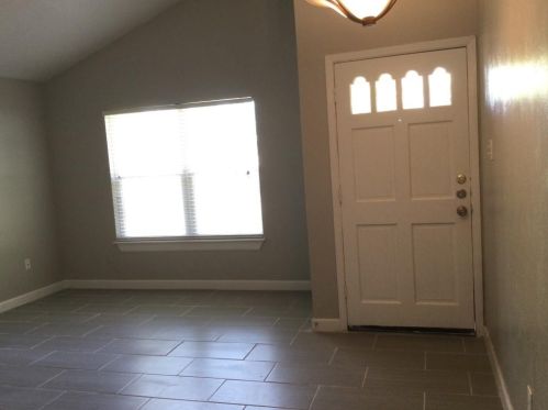 6404 Regal Rd, Fort Worth TX  76119-7616 exterior