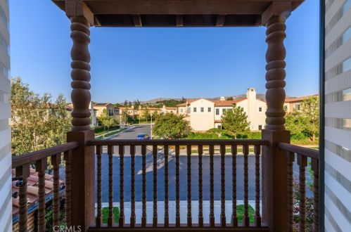 126 Long Fence, Irvine CA  92602-1807 exterior