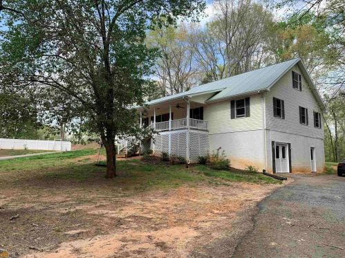 1675 Jess Kinney Rd, Mount Airy, GA 30563-2226