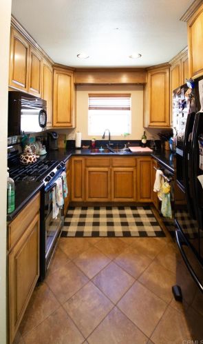 212 11th St, Ramona, CA 92065-2108