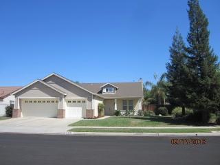 3331 Carson Ave, Clovis, CA 93611-5584