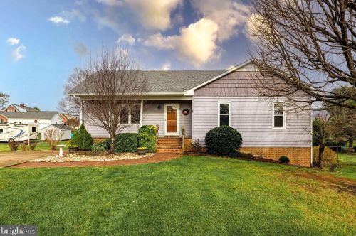 196 Clicks Ln, New Market, VA 22844-9626