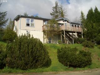 620 Ridge Dr, Toledo, OR 97391-2317