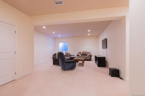 8592 Iliff Dr, Denver CO  80231-3807 exterior
