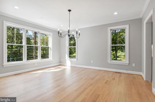 9111 Sligo Crk Pkwy, Silver Spring MD 20901-3361 exterior