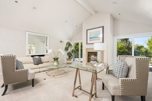 4501 Cerro Vista Dr, Anaheim CA 92807 exterior