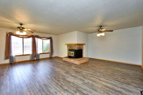 1617 National Ave, Madera, CA 93637-4340
