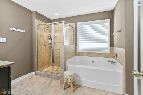 95 Cliffhaven Cir, Newnan GA  30263-5773 exterior