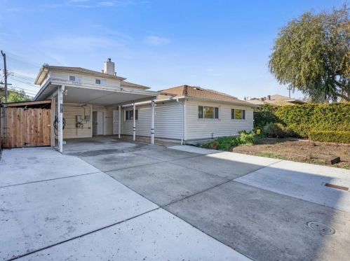 2972 Clara Dr, Palo Alto, CA 94303-4004