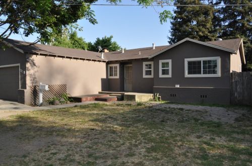 1128 May Ave, Modesto, CA 95350-3469