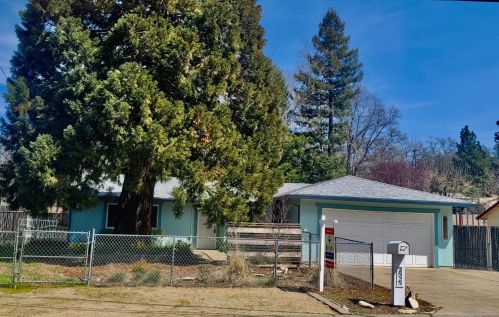 4525 Patterson Dr, Diamond Springs, CA 95619-9316
