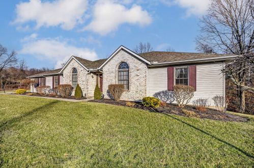 1065 Spring Falls Ave, Springfield, OH 45502-9143