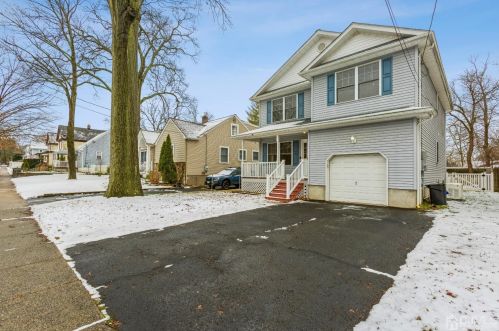 398 Fairview Ave, Green Brook, NJ 08812-1535