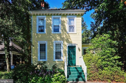 18 Sherman Ave, Silver Spring, MD 20912-5743