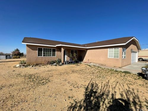 13325 Avenue, Pearblossom, CA 93553-3203