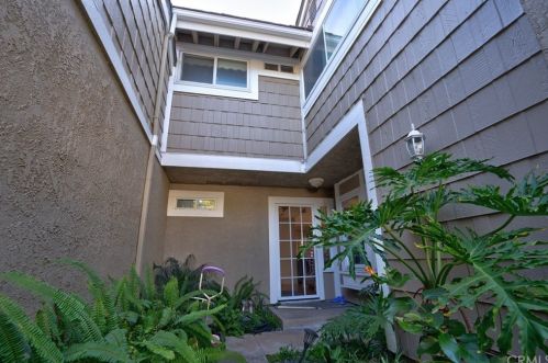 8 Chamomile, Irvine, CA 92604-4658