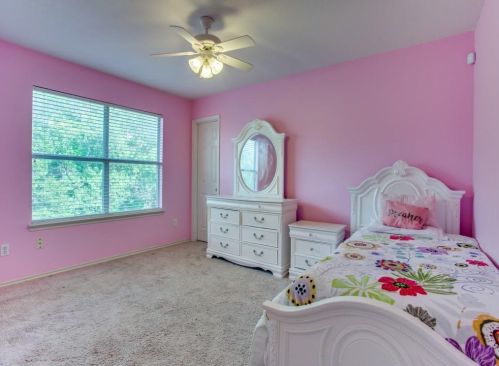 1473 Hedgewood Trl, Fort Worth TX  76112-4455 exterior