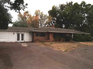 392 Dairy Loop Rd, Roseburg, OR 97471-9762