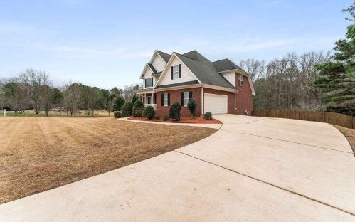 215 Overland Trl, Mcdonough, GA 30252-2581