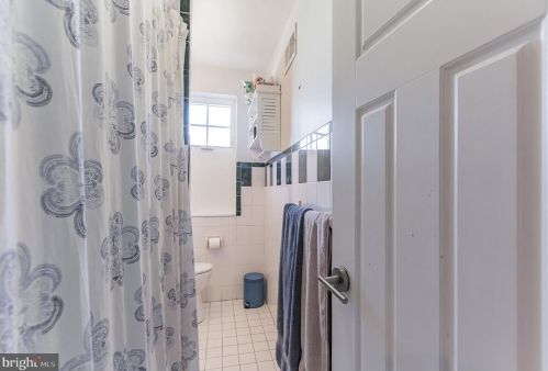 833 Livingston St, Philadelphia PA 19134-5319 exterior