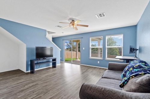 480 Sheep Trail Dr, Uhland TX  78640-5551 exterior