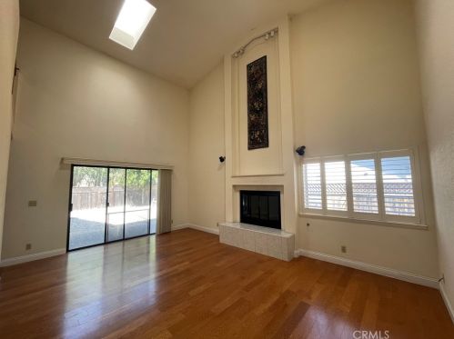 422 Corrida Dr, San Luis Obispo, CA 93401-5530