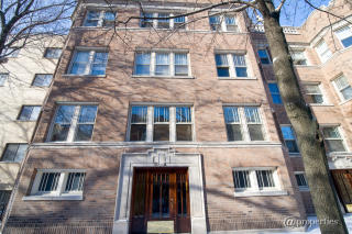 2838 Cambridge Ave, Chicago, IL 60657-6019