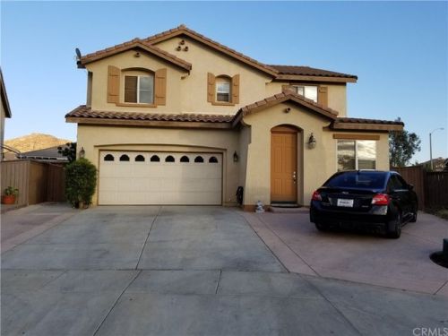3203 Saguaro Ln, Perris, CA 92571-7523