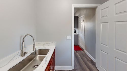 252 Douglas St, Hammond IN 46320-3915 exterior