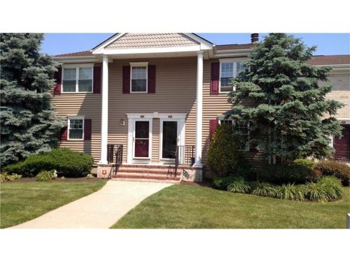 56 Parsler Pl, Perth Amboy, NJ 08863-1418