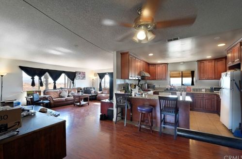 17220 Washington St, Riverside, CA 92504-6174