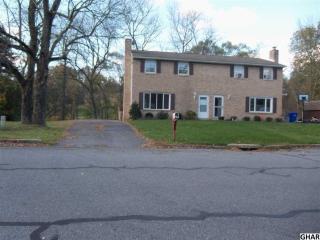 128 Faith Cir, Carlisle PA  17013-8872 exterior