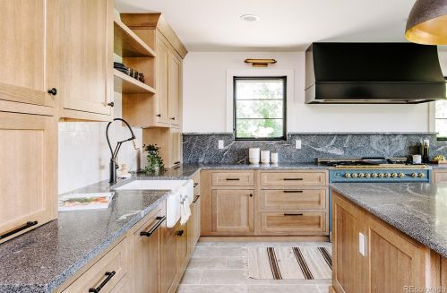 5497 Oneida Way, Englewood CO 80112-2523 exterior