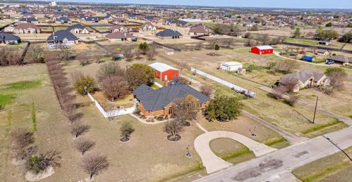 125 Seneca Dr, Waxahachie, TX 75165-6426