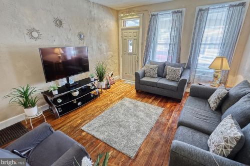 318 Hawthorne St, York PA 17404-3154 exterior