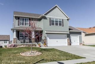 2220 Willowbrook Dr, Waukee, IA 50263-8695