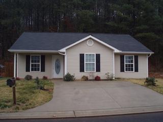 1413 Kammi St, Dalton, GA 30720-7915