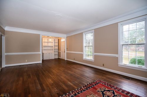 507 Cherokee Rd, Lagrange, GA 30240-2001