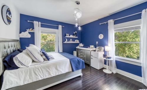 1616 Wabasso Way, Glendale CA  91208-2441 exterior