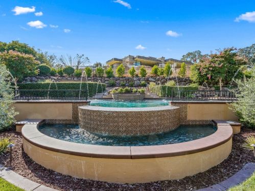 4750 Gresham Dr, Folsom CA  95762-7700 exterior