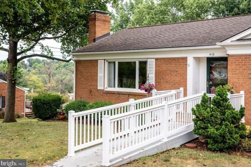 410 Eastover Dr, Harrisonburg, VA 22801-4410