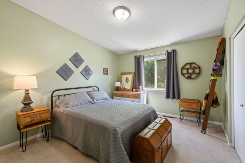 15888 Griffon Path, Saint Paul MN  55124-6660 exterior