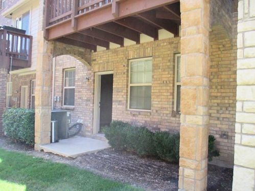 7824 Fox Horn Dr, Irving TX  75063-3507 exterior