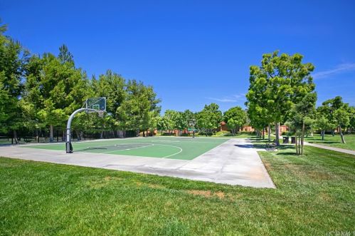 155 Pathway, Irvine CA  92618-8846 exterior