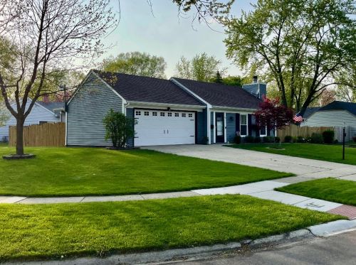 26 Winrock Rd, Boulder Hill, IL 60538-2129