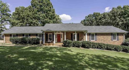 290 Riveroak Cir, Inman, SC 29349-9094