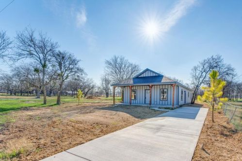 314 Mark St, Vaughan, TX 76645-3405