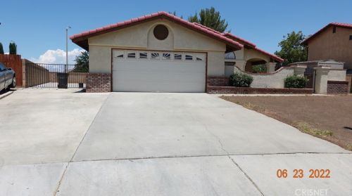 1207 Camran Ave, Lancaster, CA 93535-5764