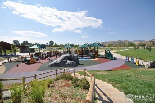 2825 Mckeag Dr, Fort Collins CO  80526-6203 exterior